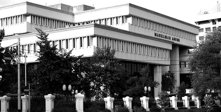 Business Players to Launch Judicial Review on Electricity Policy