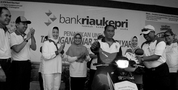 Bank Riau Posts 33.44% Profit Drop